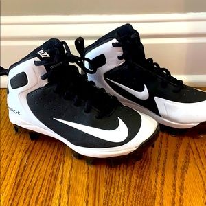 Nike Cleats Size 2y